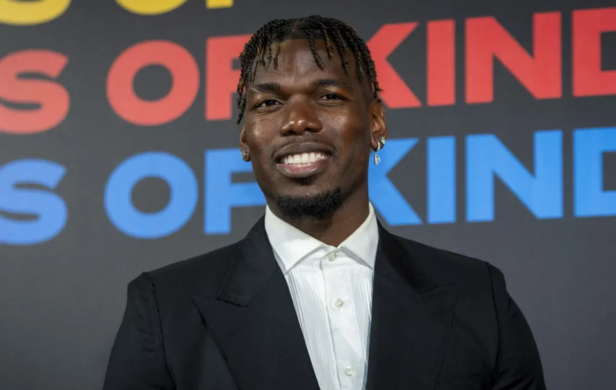 Paul Pogba peut officiellement reprendre le football, mais cherche toujours un club