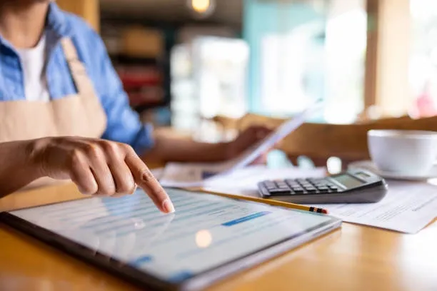 Combien de Temps Garder les Relevés Bancaires ? Guide Complet pour une Gestion Optimale